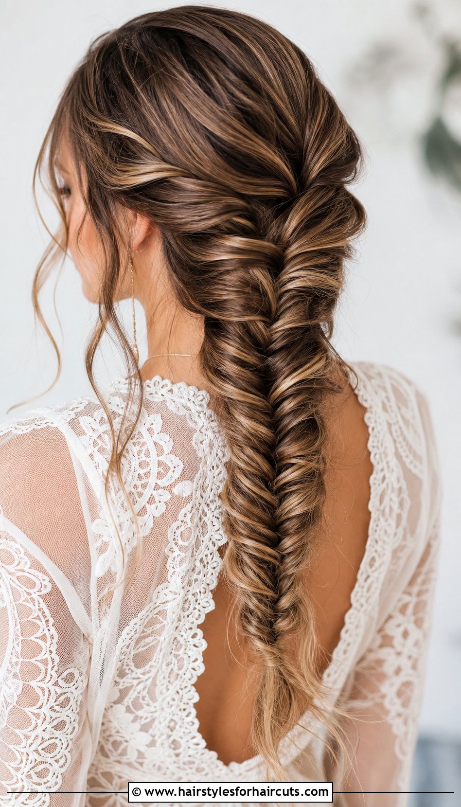 Fishtail Braid For Long Hair - 25 glamorous hairstyles for long hair - 25 glamorous hairstyles for long hair