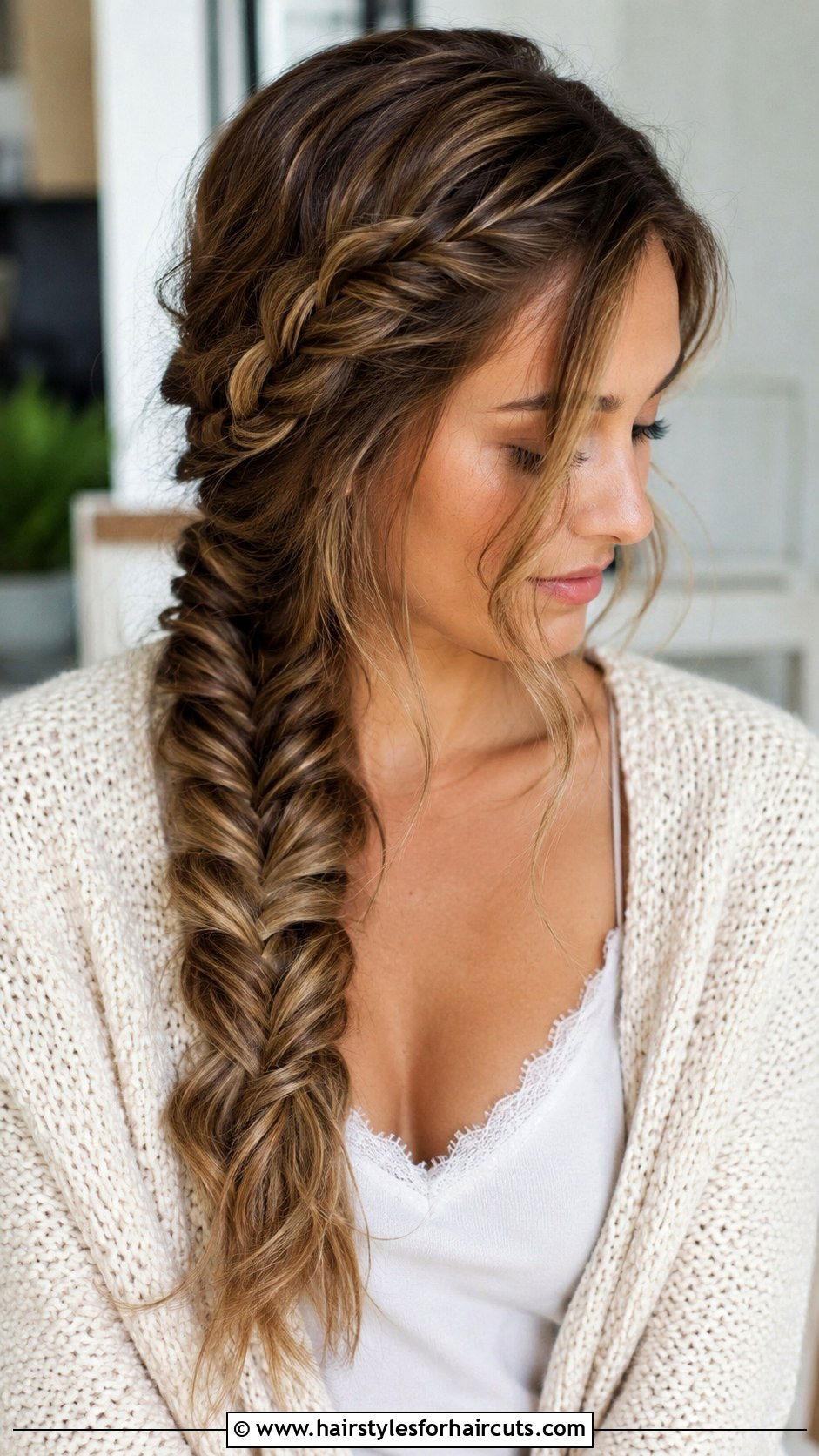 Fishtail Braid For Wavy Hair - 25 easy hairstyles for medium wavy hair - 25 easy hairstyles for medium wavy hair
