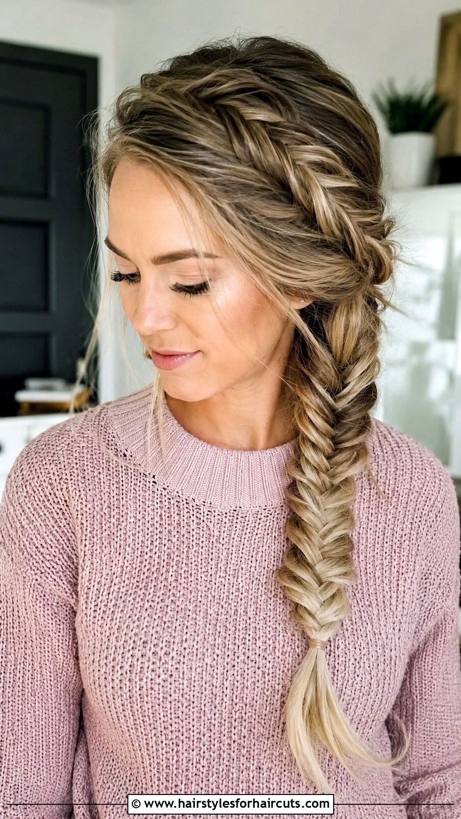 Fishtail Braid Hairstyle - 25 cute hairstyles for women - 25 cute hairstyles for women