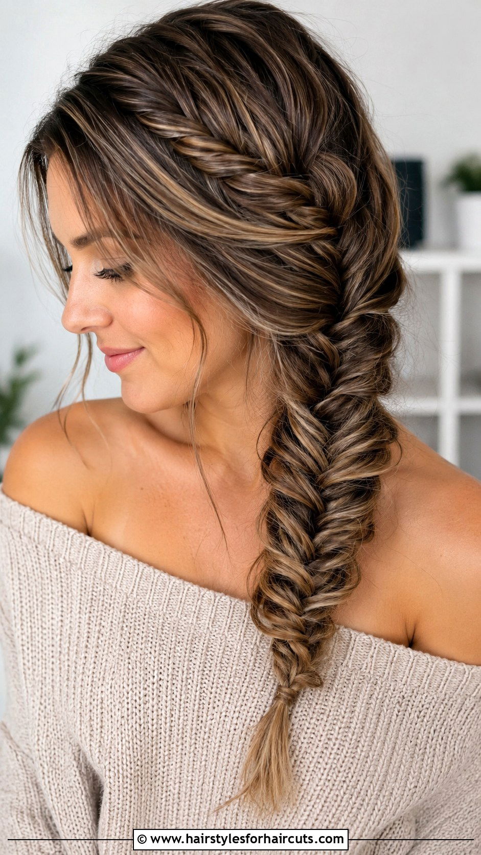 Fishtail Braid Overnight Waves - 25 hairstyles to make your hair curly overnight - 25 hairstyles to make your hair curly overnight