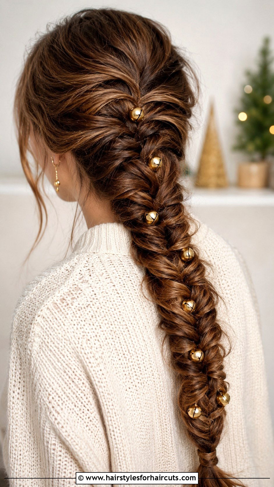 Fishtail Christmas Tree Braid - 25 christmas tree hairstyles - 25 christmas tree hairstyles