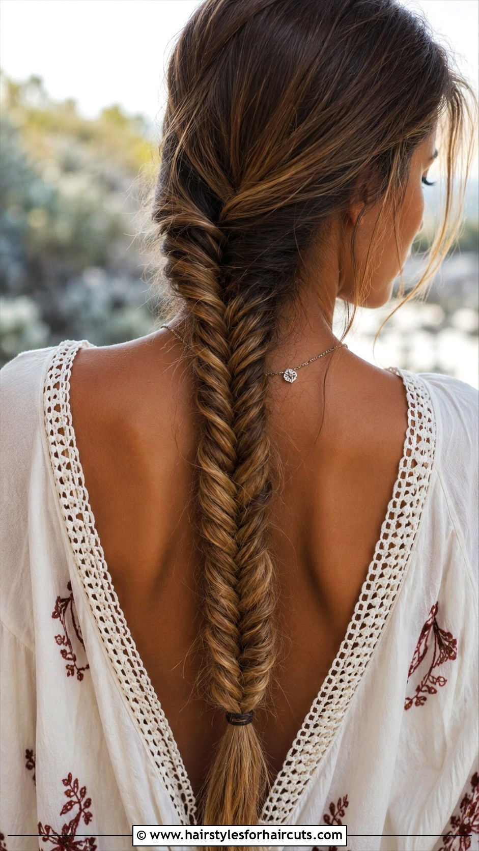 Fishtail Ponytail - 25 cute ponytail hairstyles - 25 cute ponytail hairstyles