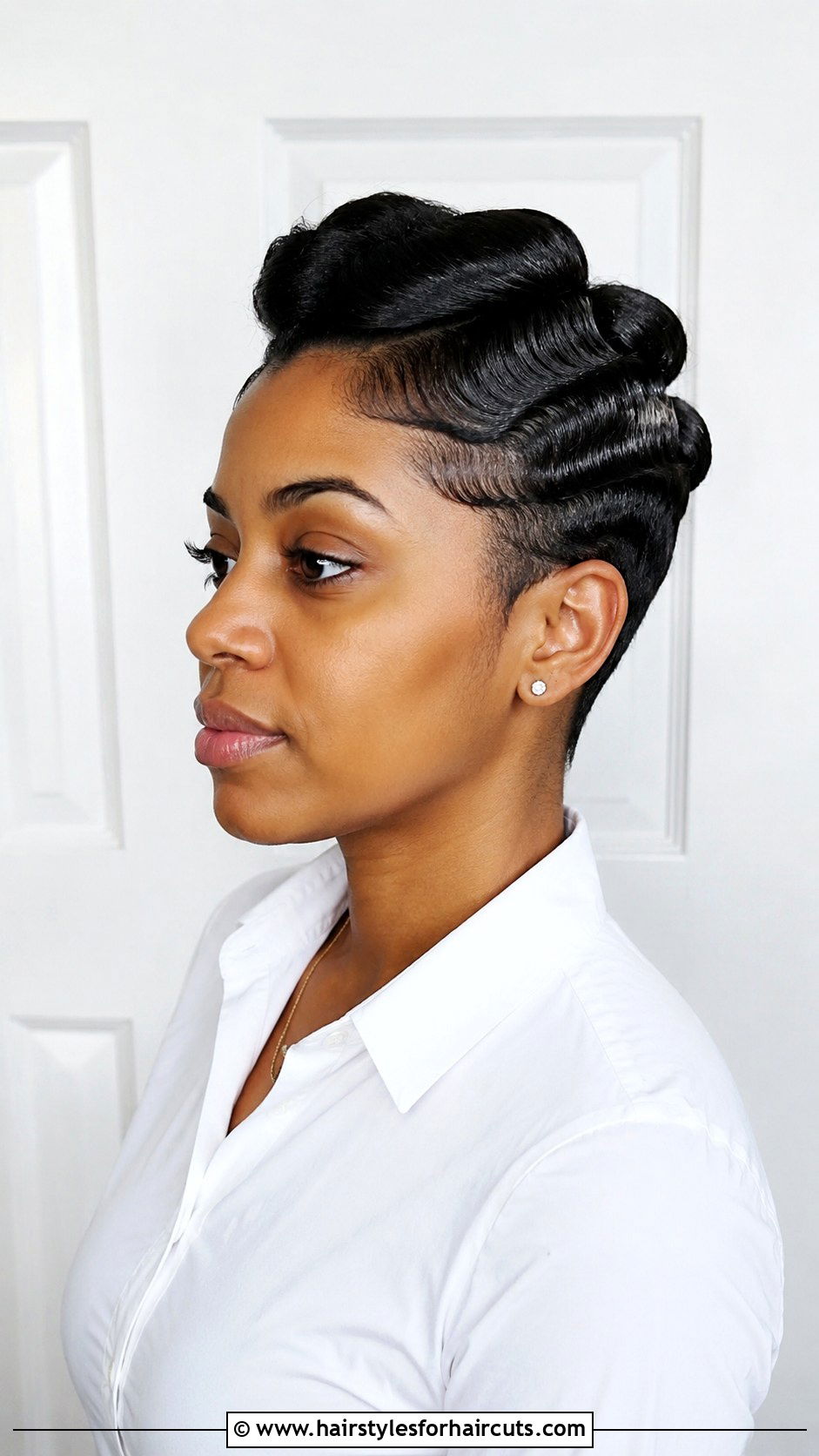 Flat Top Rolls Hairstyle - 25 1940s womens hairstyles - 25 1940s womens hairstyles