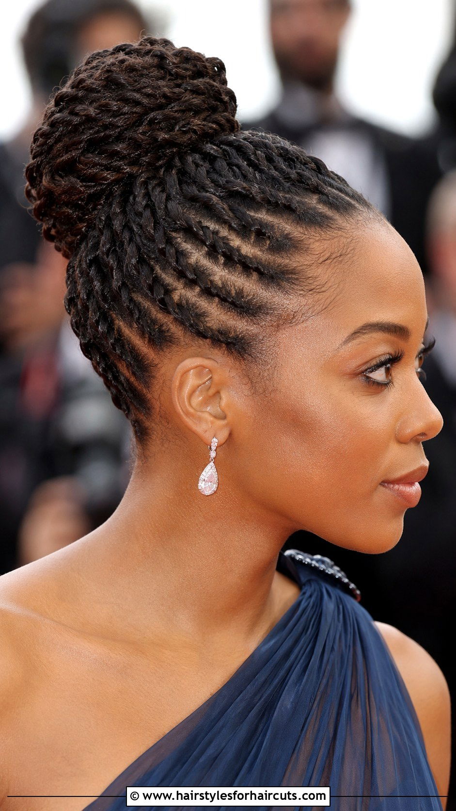 Flat Twist Updo - 25 protective hairstyles for curly hair - 25 protective hairstyles for curly hair