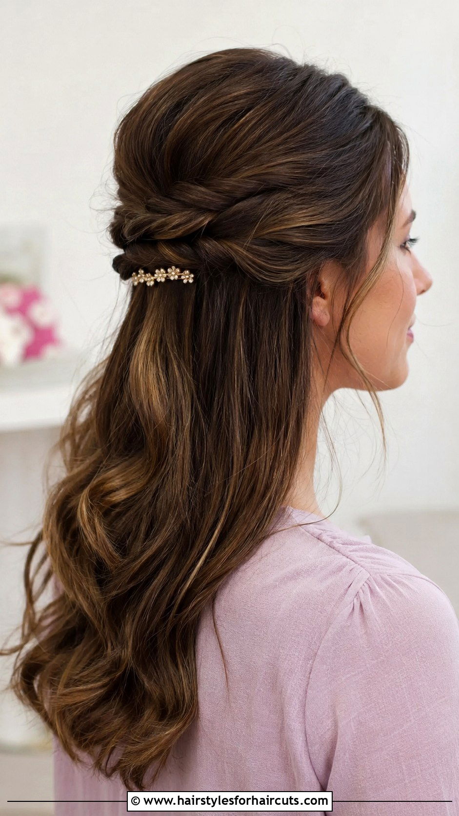 Flip Over Half Updo For Long Hair - 25 simple and easy hairstyles for long hair - 25 simple and easy hairstyles for long hair