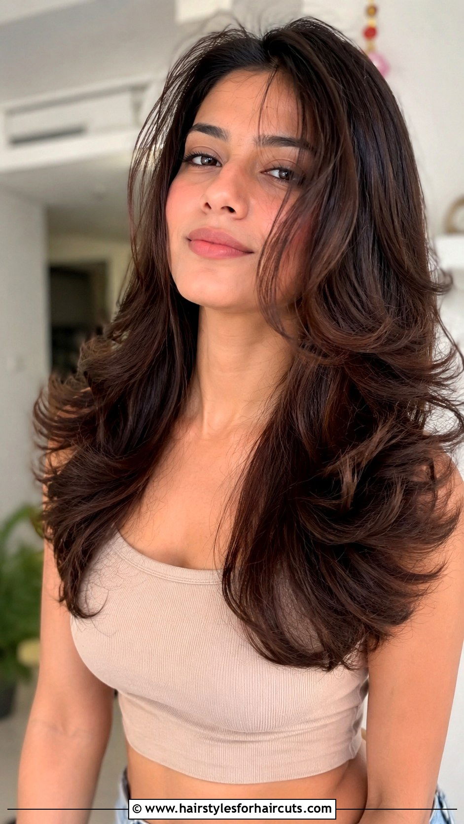 Flipped Ends Long Wavy Hair - 25 long wavy hairstyles for women - 25 long wavy hairstyles for women