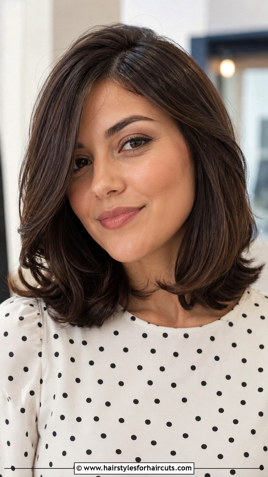 Flipped Ends Shoulder Length Hair - 25 cute hairstyles for shoulder length straight hair - 25 cute hairstyles for shoulder length straight hair