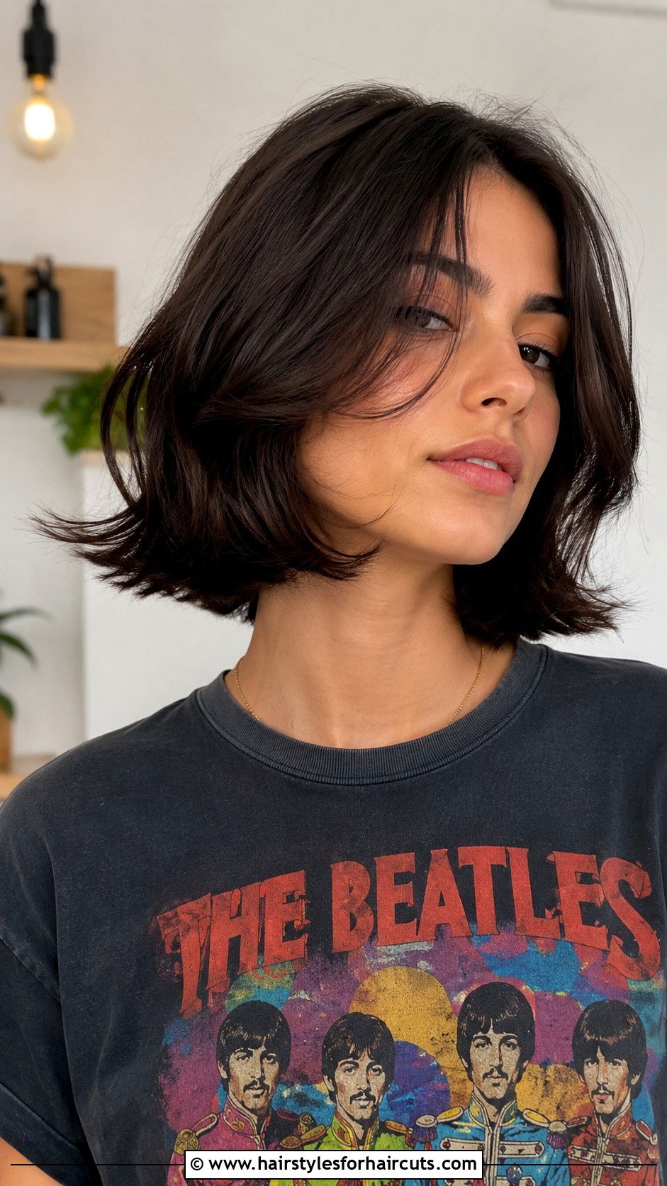 Flipped Out Lob Haircut - 25 hispanic hairstyles - 25 hispanic hairstyles