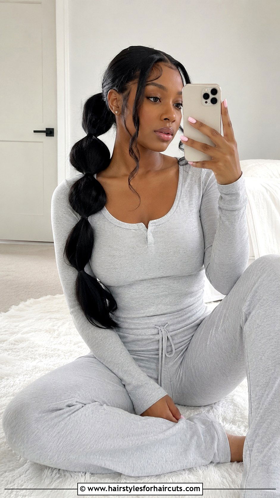 Flipped Rubber Band Ponytail Straight Hair - 25 aesthetic rubber band hairstyles straight hair - 25 aesthetic rubber band hairstyles straight hair