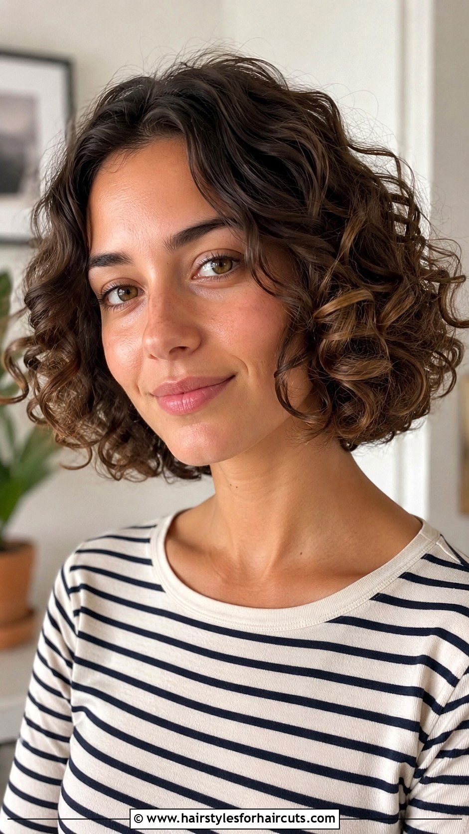Foam Roller Curly Bob - 25 curler hairstyles - 25 curler hairstyles