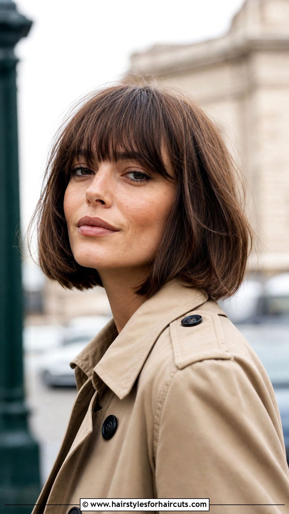 French Bob - 25 shoulder length haircuts for thin wavy hair - 25 shoulder length haircuts for thin wavy hair