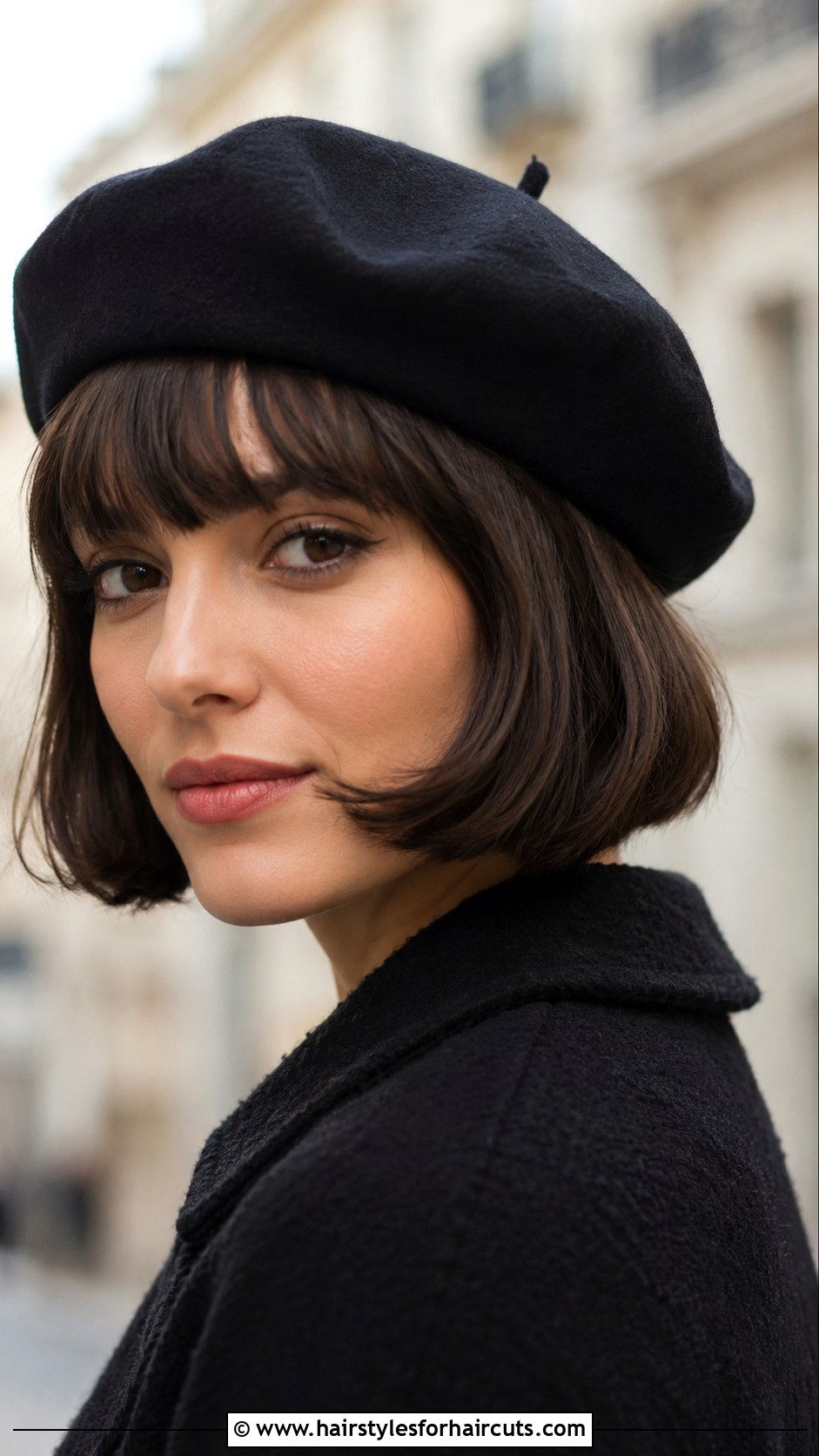French Bob - 25 bob haircuts for thick hair - 25 bob haircuts for thick hair