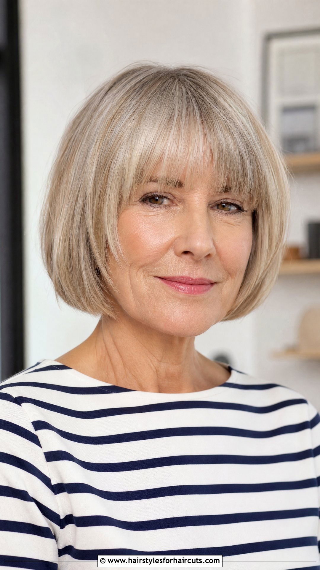 French Bob - 25 very short hairstyles for older women - 25 very short hairstyles for older women