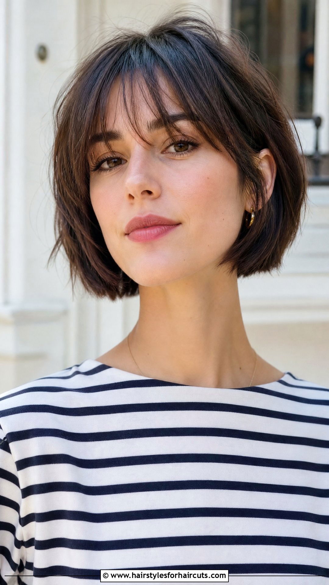French Bob - 25 haircuts for fine straight hair women - 25 haircuts for fine straight hair women