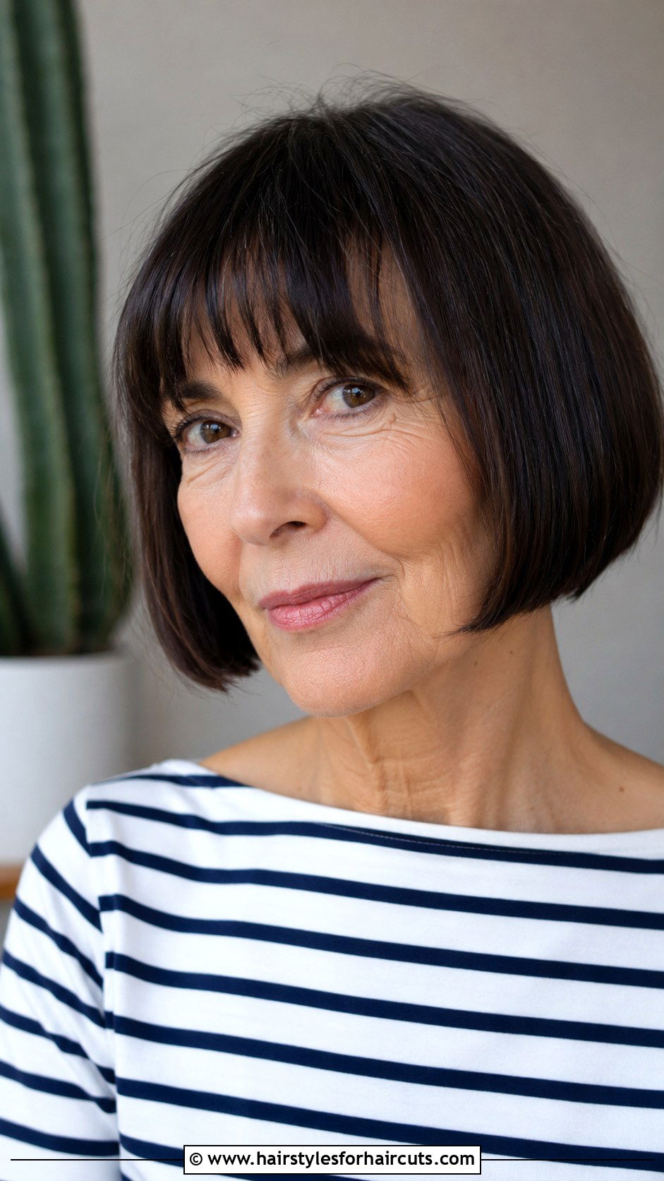 French Bob - 25 haircuts for women in their 60s - 25 haircuts for women in their 60s