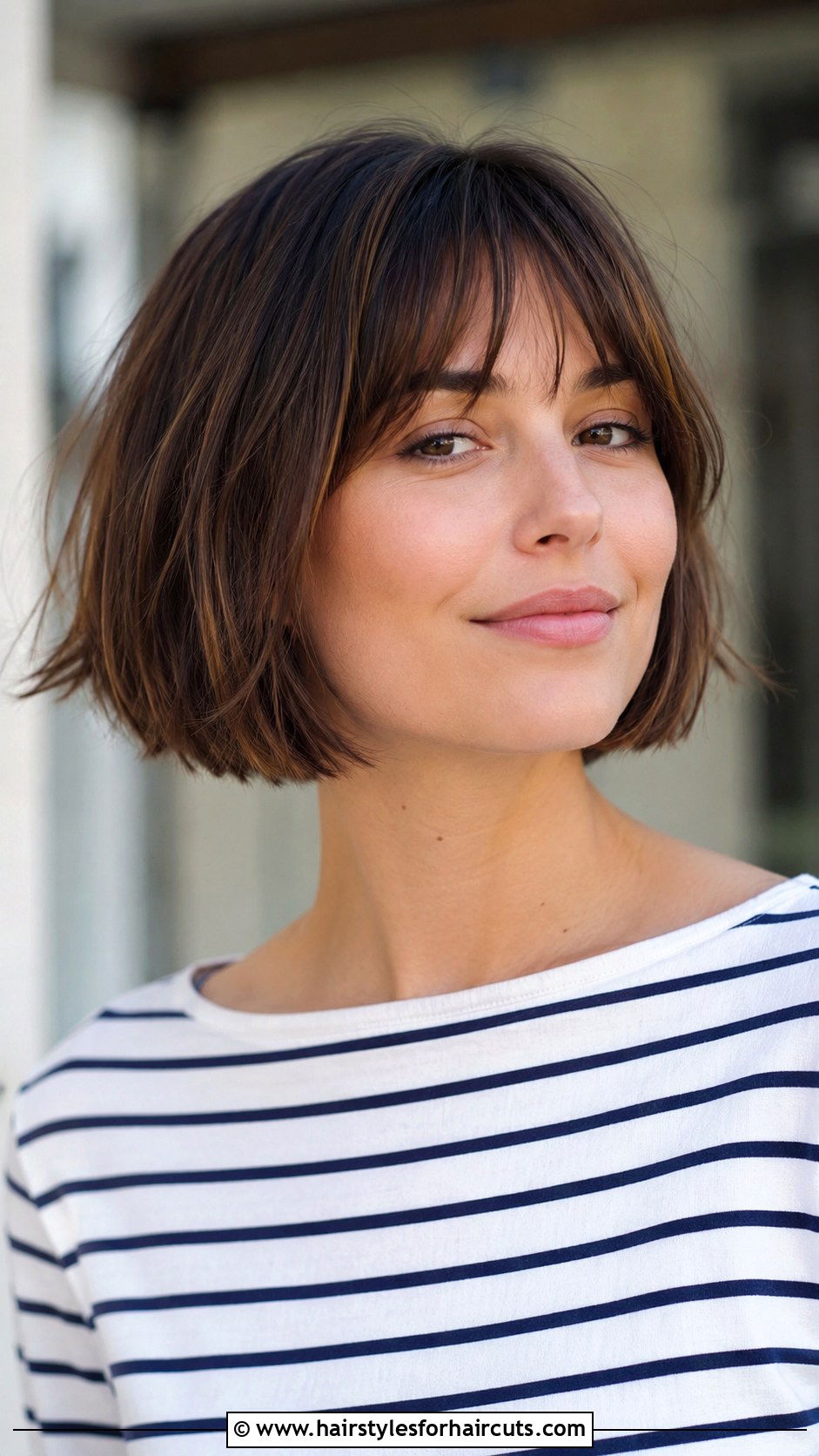 French Bob Haircut - 25 haircuts for thick hair women - 25 haircuts for thick hair women