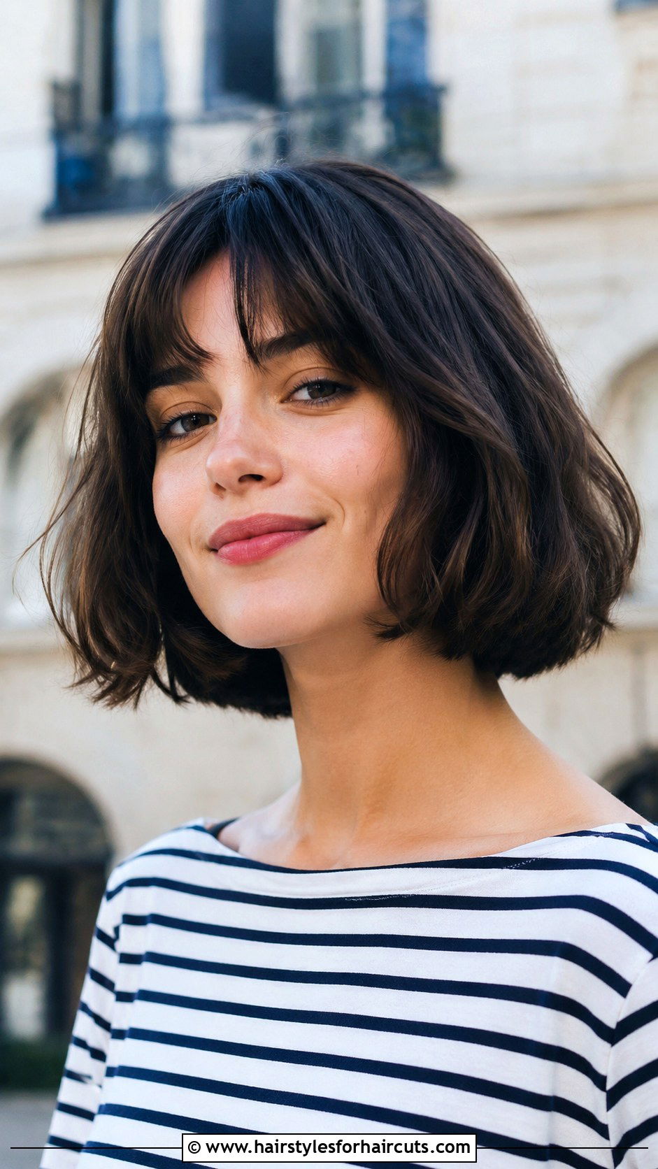 French Bob Haircut - 25 best haircuts for growing out hair - 25 best haircuts for growing out hair