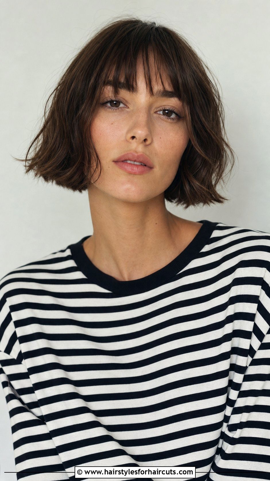 French Bob Haircut - 25 haircuts model - 25 haircuts model