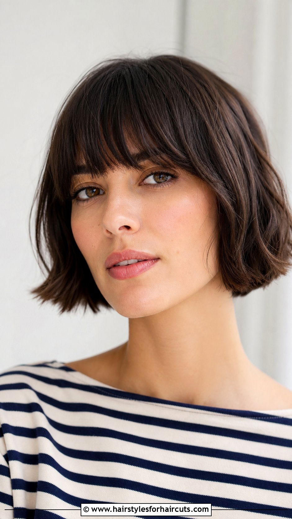 French Bob Haircut - 25 short haircuts for women over 40 - 25 short haircuts for women over 40