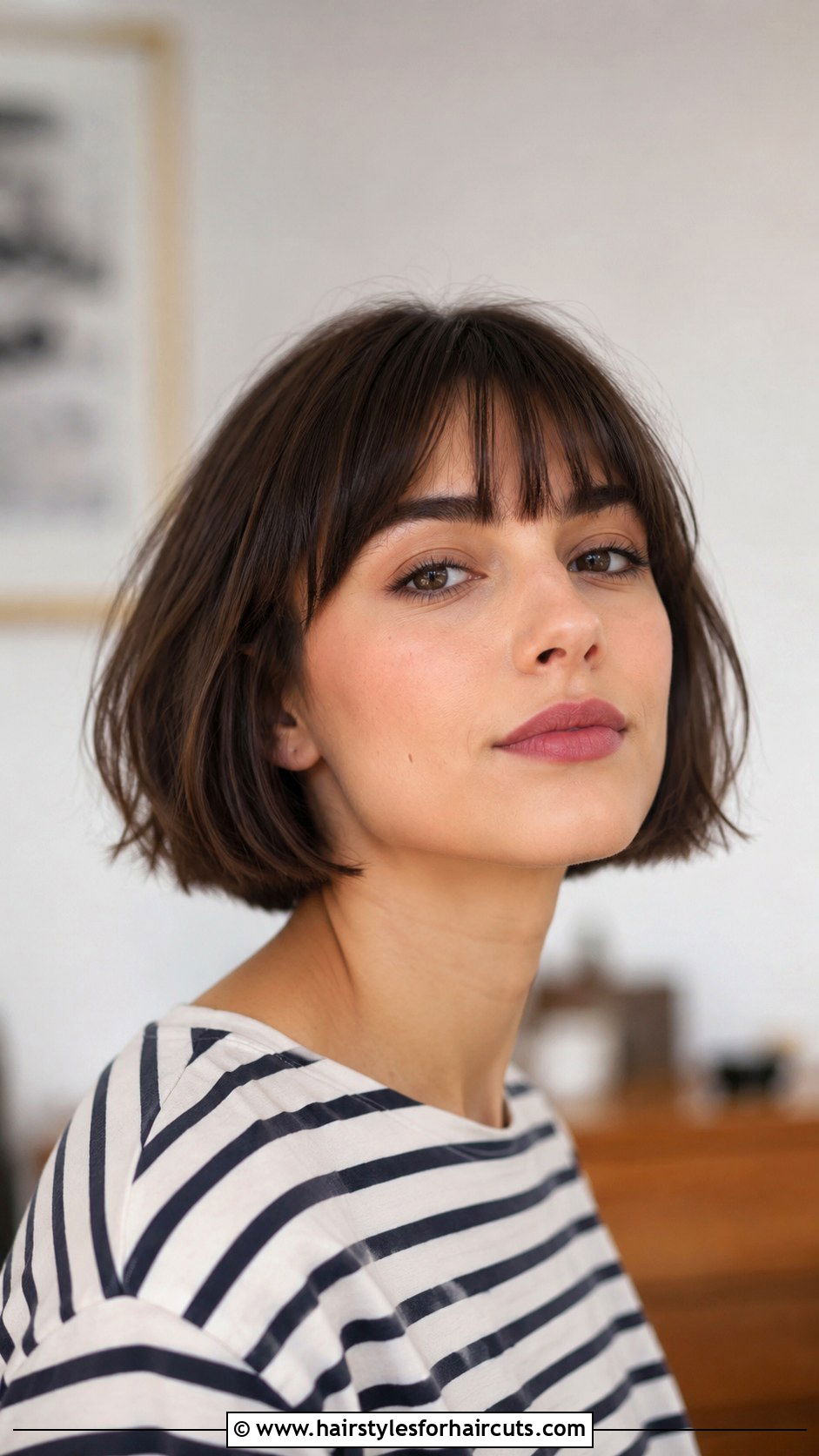 French Bob Haircut - 25 haircuts sign - 25 haircuts sign