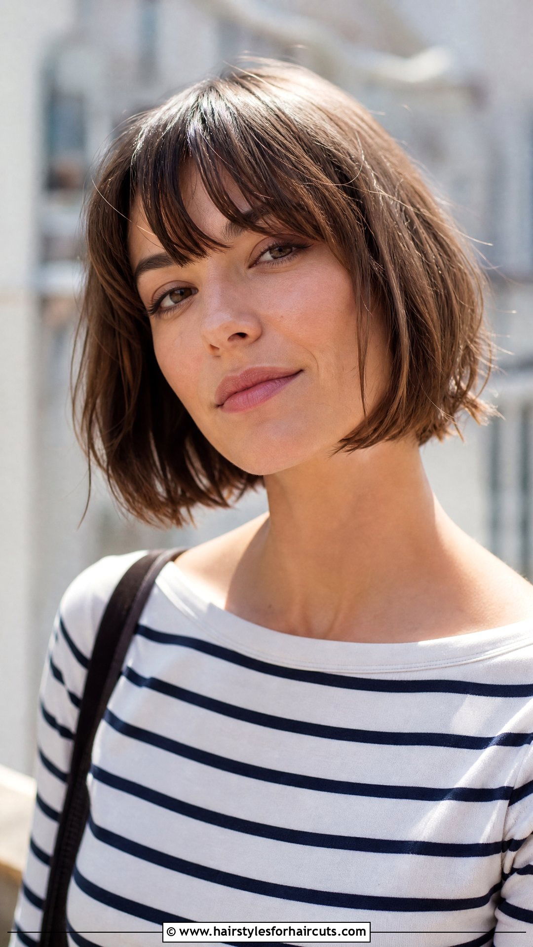 French Bob Haircut - 25 womans short haircuts - 25 womans short haircuts