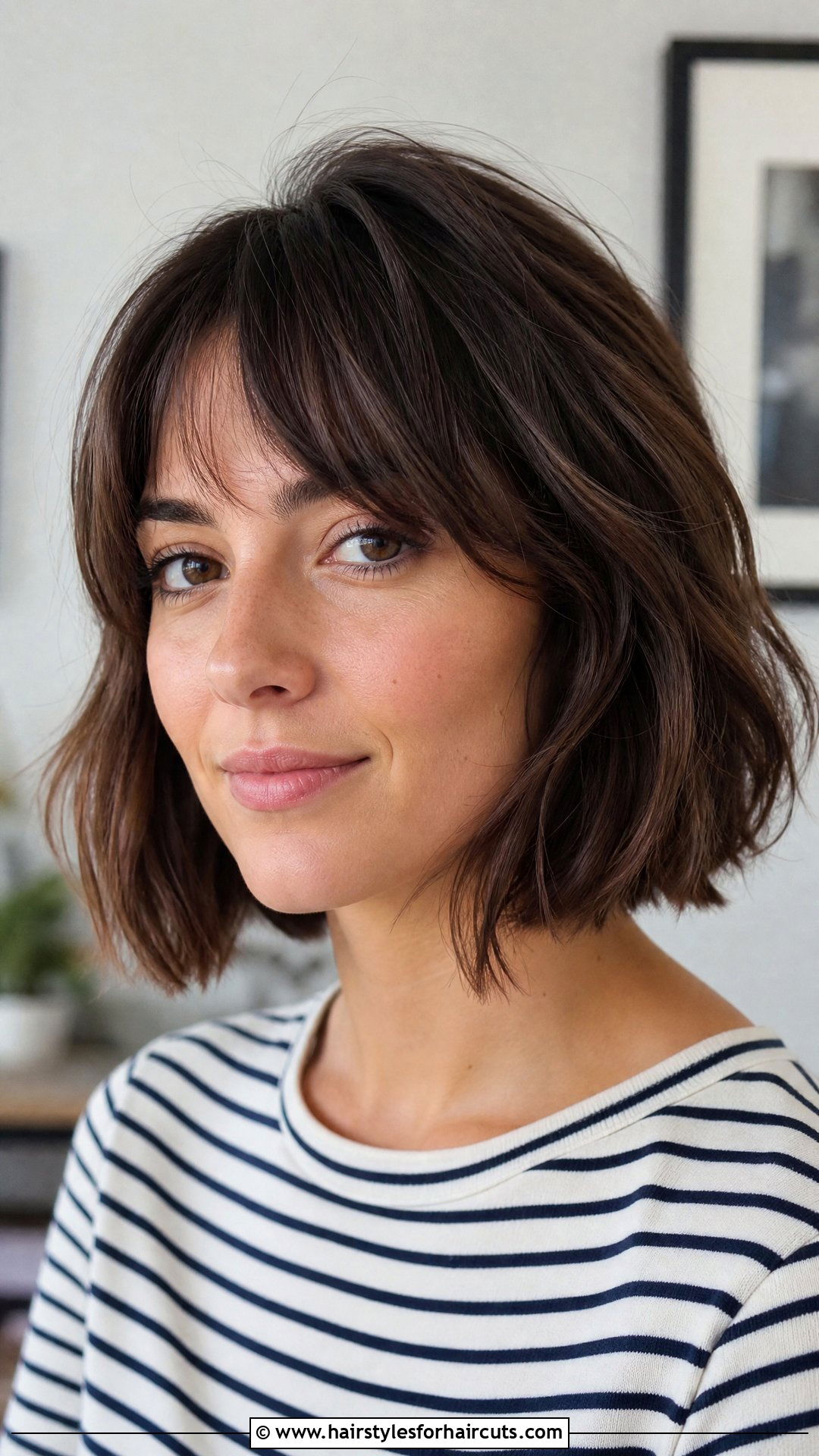 French Bob Shoulder Length Haircut - 25 womens shoulder length haircuts - 25 womens shoulder length haircuts
