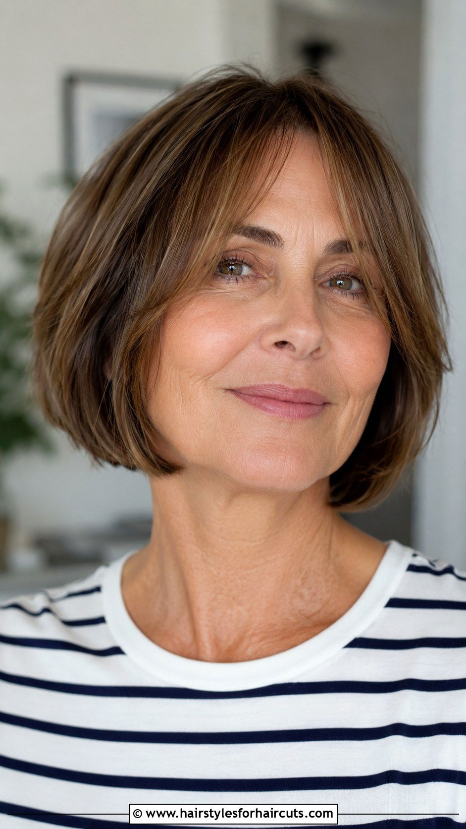 French Bob With Curtain Bangs - 25 mid length hairstyles for older women - 25 mid length hairstyles for older women