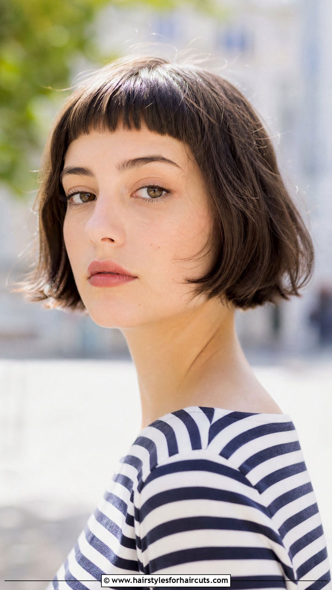 French Bob With Micro Fringe - 25 hairstyles with a fringe - 25 hairstyles with a fringe
