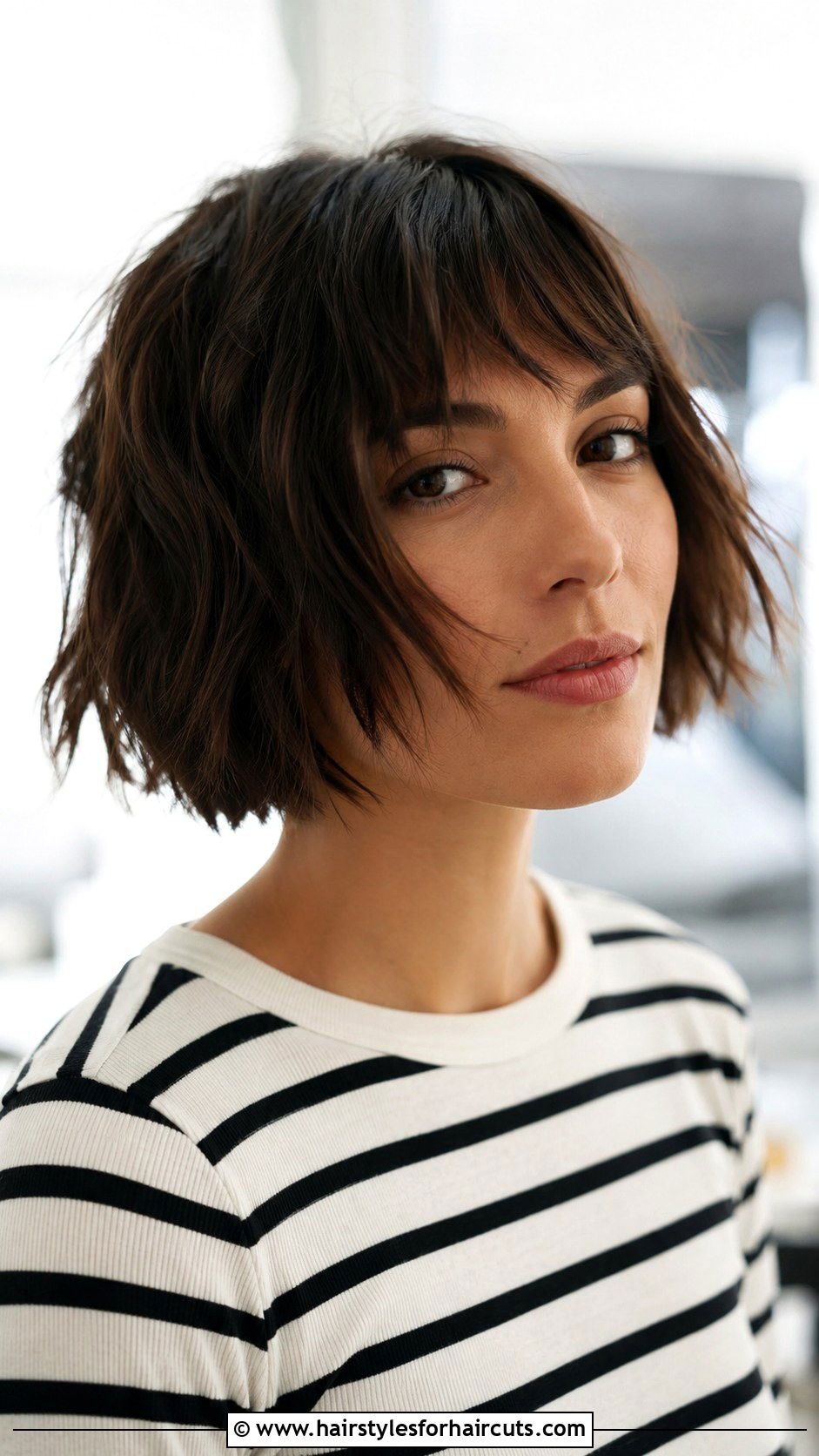 French Bob With Texture - 25 body haircuts - 25 body haircuts
