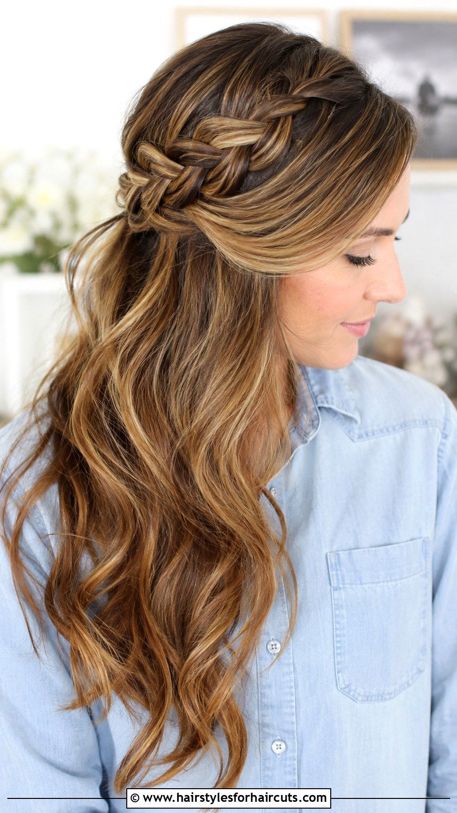 French Braid Half Up Wavy Hair - 25 cute hairstyles for wavy hair - 25 cute hairstyles for wavy hair