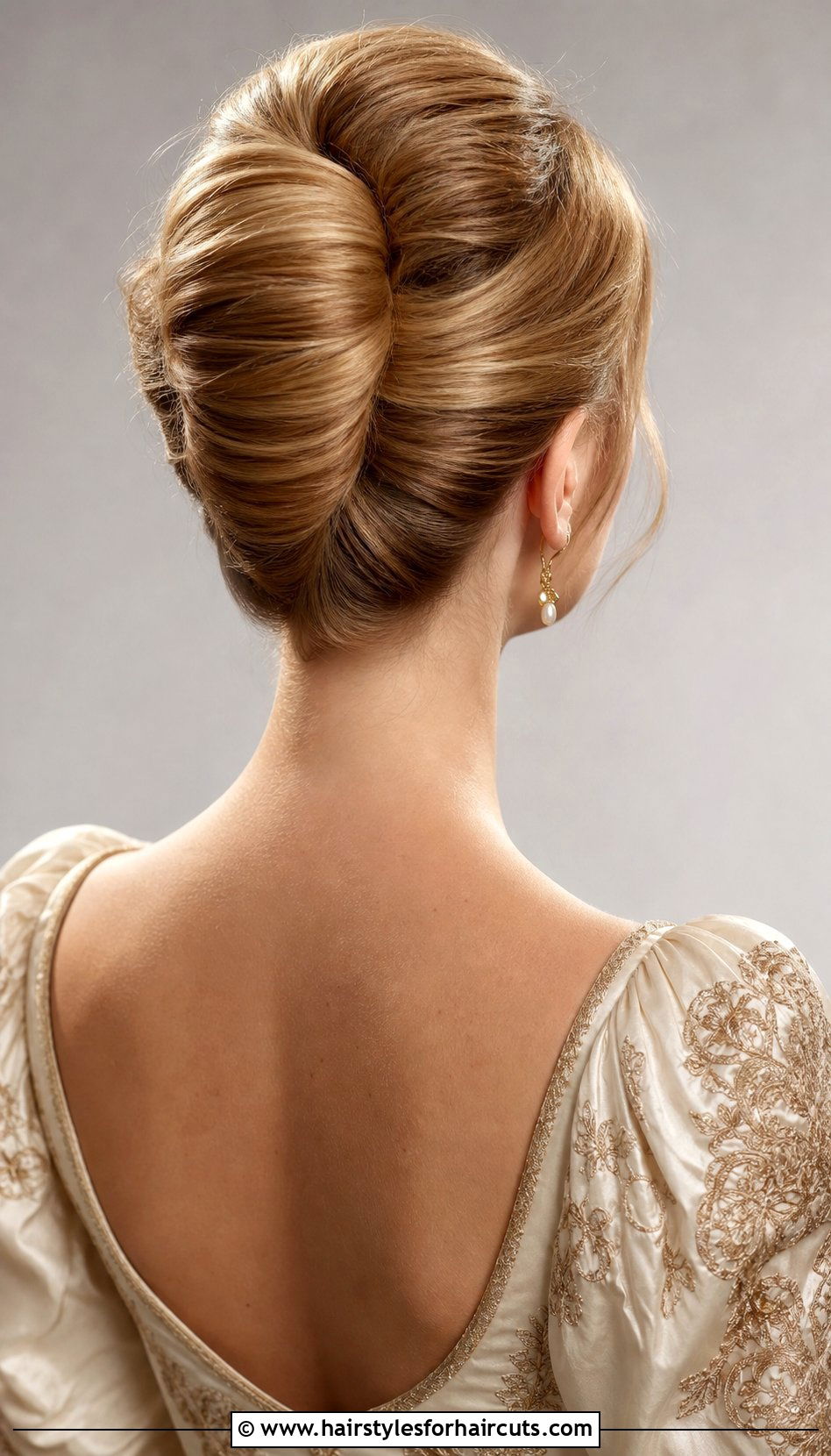 French Twist - 25 wedding hairstyles for shoulder length straight hair - 25 wedding hairstyles for shoulder length straight hair