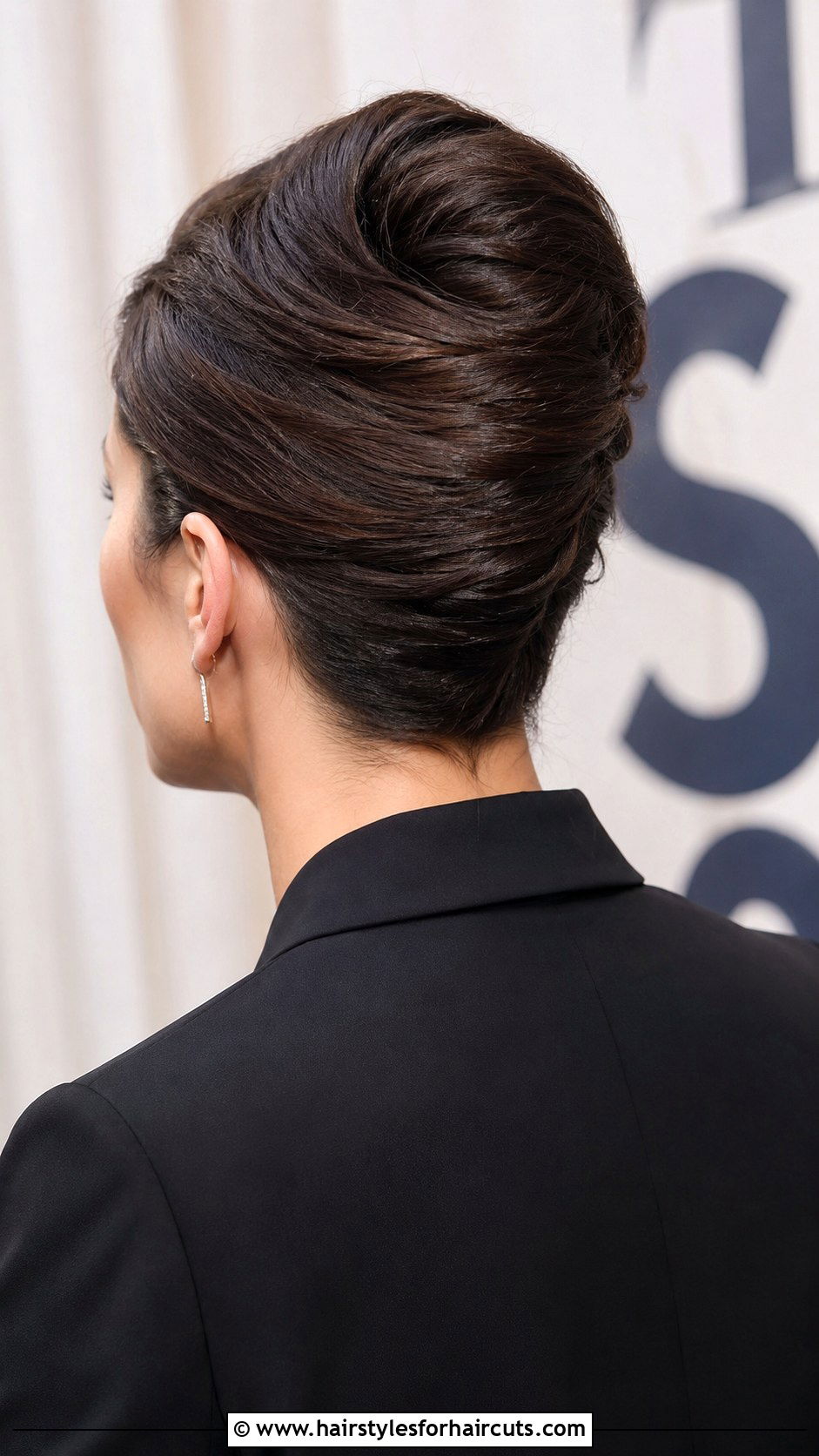 French Twist Updo - 25 cute hair up hairstyles - 25 cute hair up hairstyles