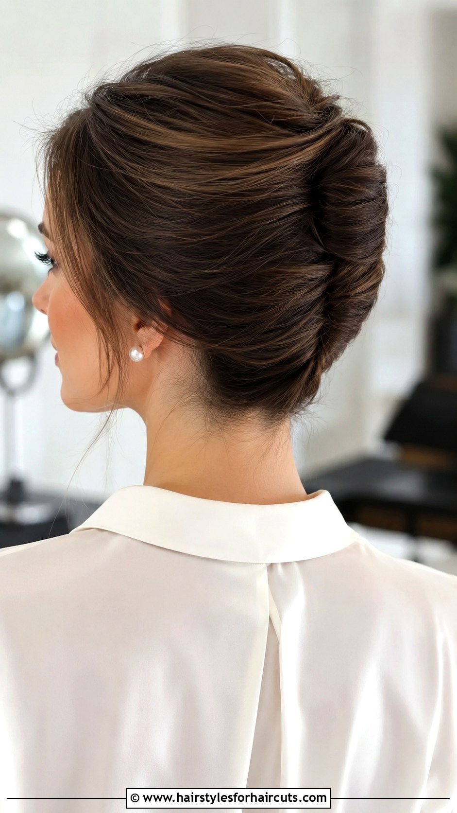 French Twist Updo For Straight Hair - 25 graduation hairstyles for straight hair - 25 graduation hairstyles for straight hair