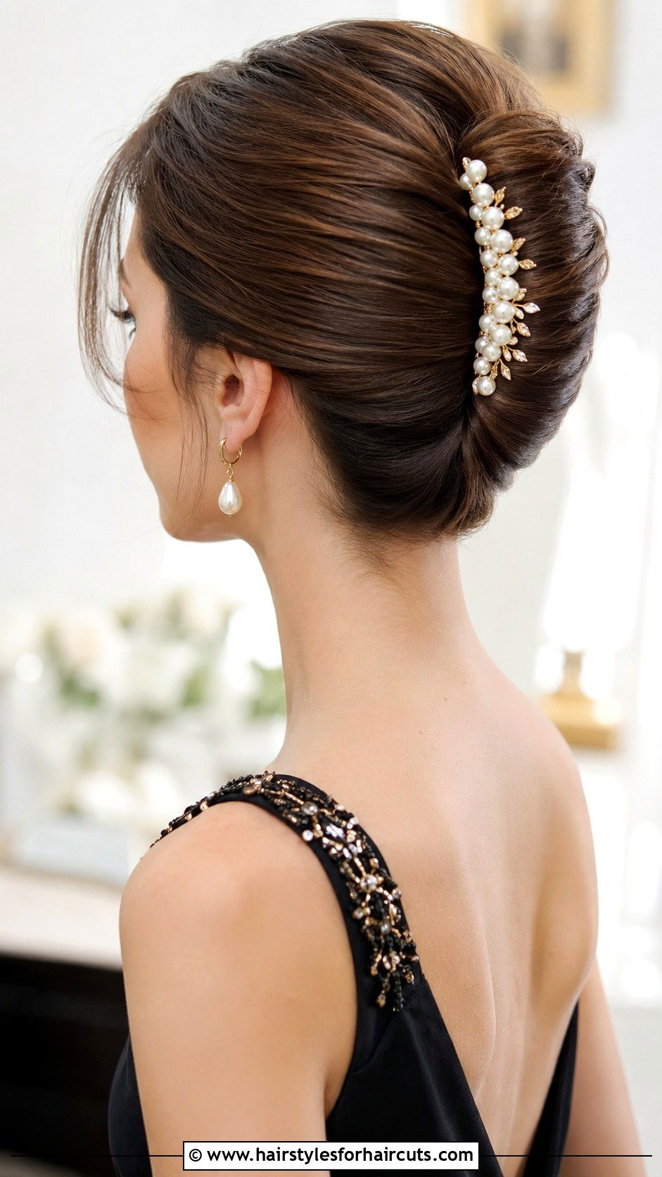 French Twist Updo With Hair Comb - 25 quince hairstyles for long hair - 25 quince hairstyles for long hair