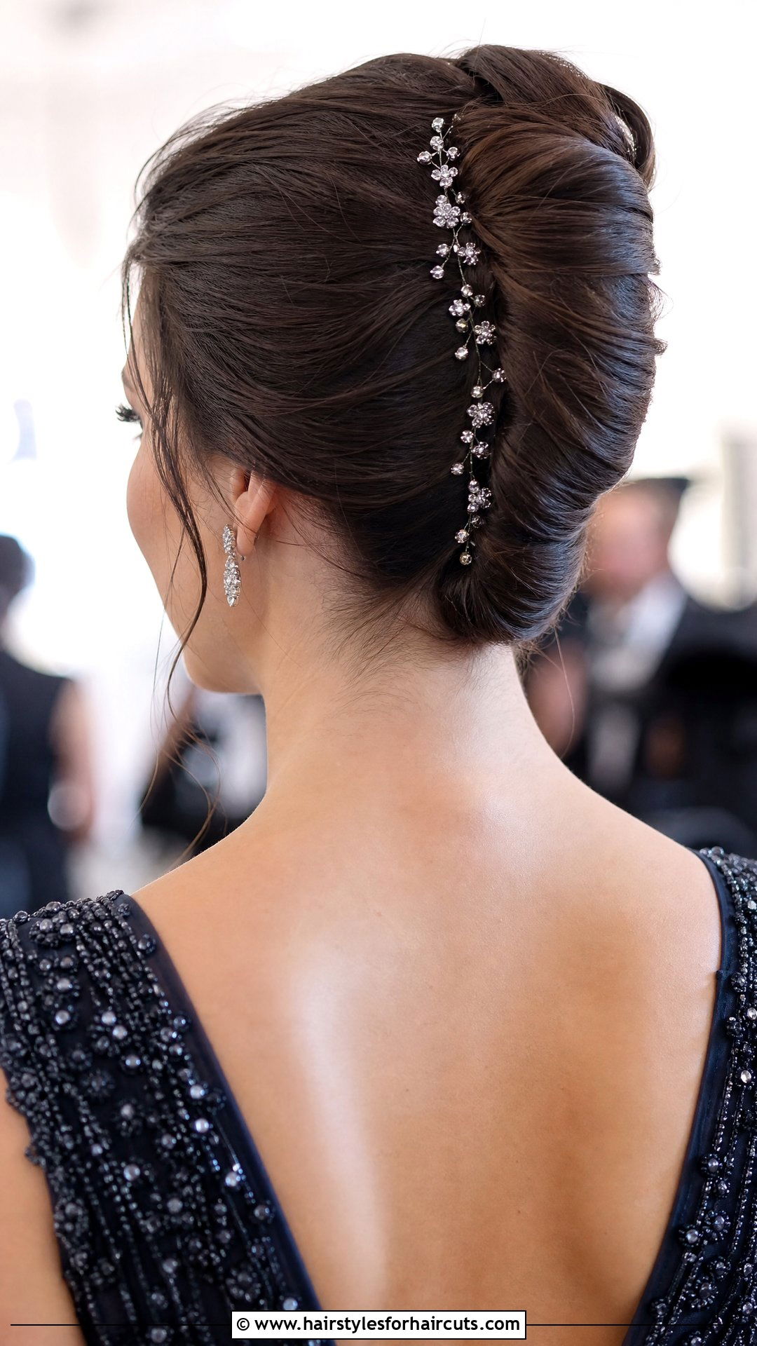 French Twist With Accessories - 25 french twist hairstyles - 25 french twist hairstyles