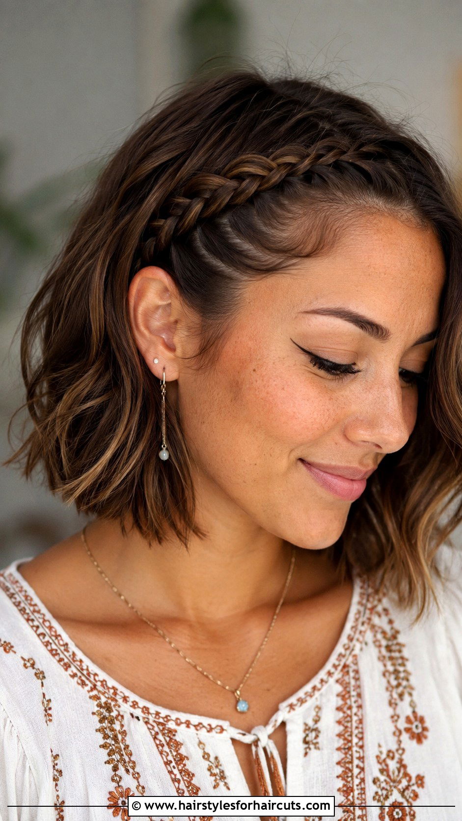 Front Braid For Short Hair - 25 quick and easy hairstyles for short hair - 25 quick and easy hairstyles for short hair