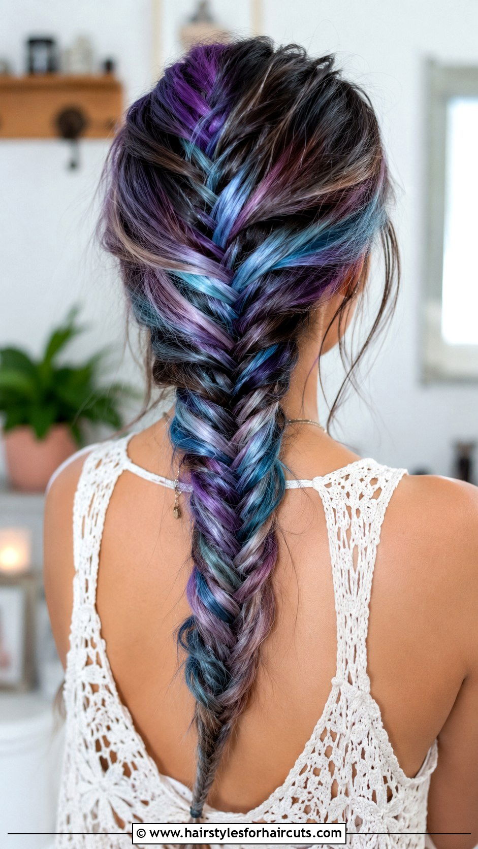 Galaxy Hair Fishtail Braid - 25 galaxy hairstyles - 25 galaxy hairstyles