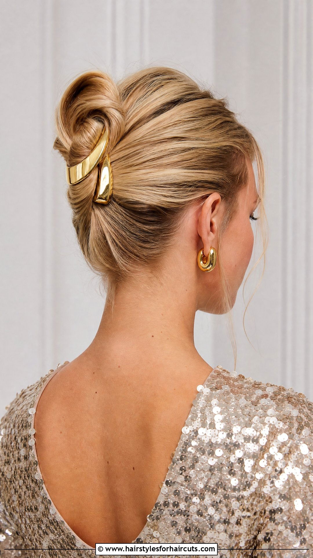 Gold Barrette Short Hair Updo - 25 barrette hairstyles short hair - 25 barrette hairstyles short hair
