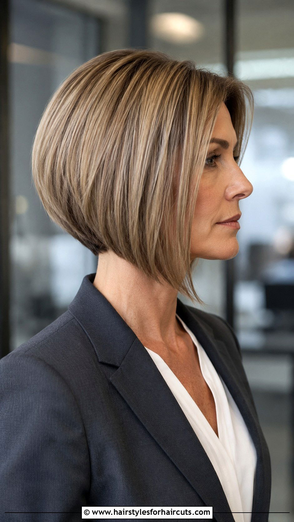 Graduated Bob - 25 haircuts for heart shaped faces - 25 haircuts for heart shaped faces