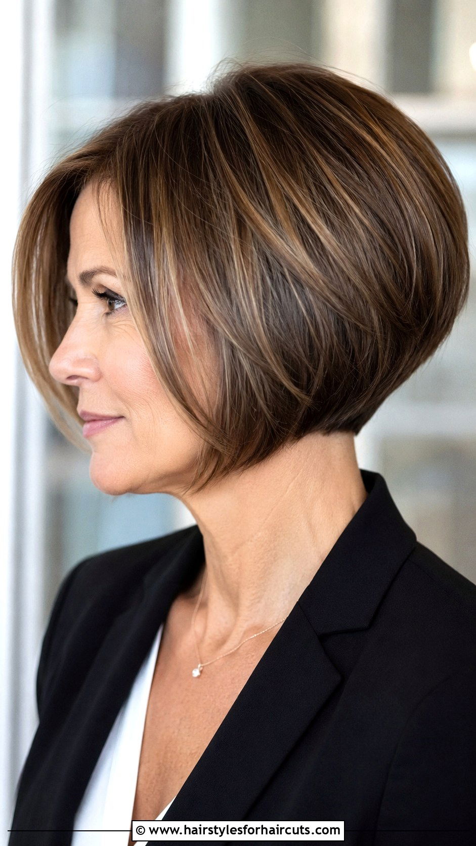 Graduated Bob - 25 haircuts for mature women - 25 haircuts for mature women