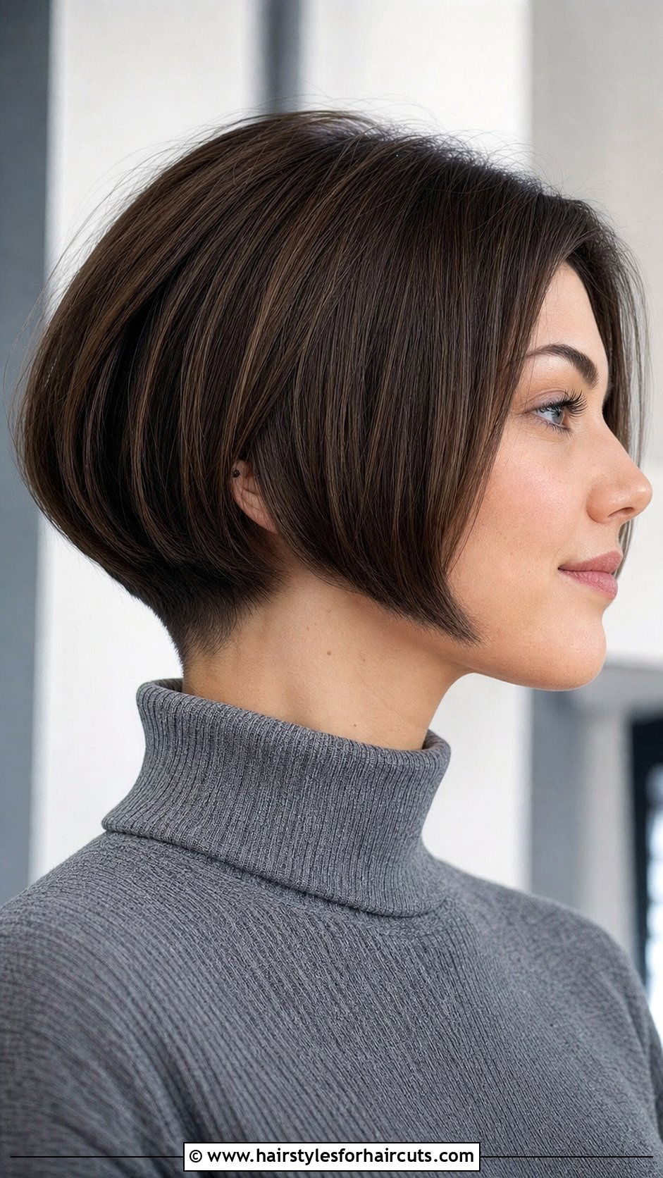 Graduated Bob - 25 haircuts for thinning hair women - 25 haircuts for thinning hair women