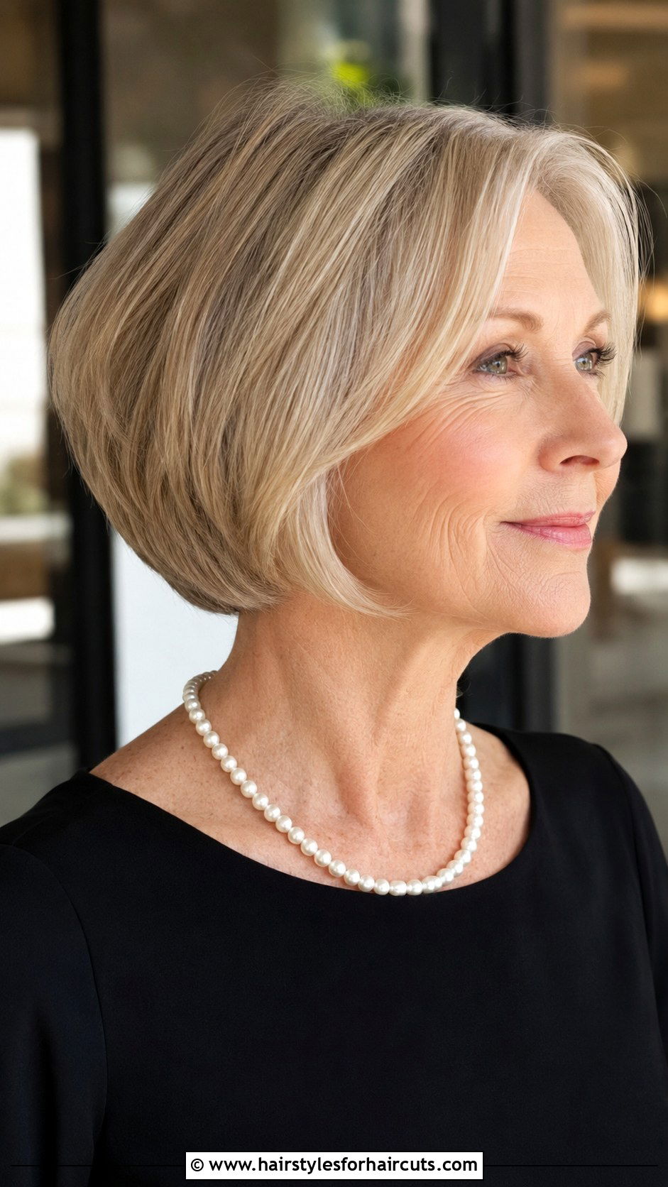 Graduated Bob - 25 haircuts for women in their 60s - 25 haircuts for women in their 60s