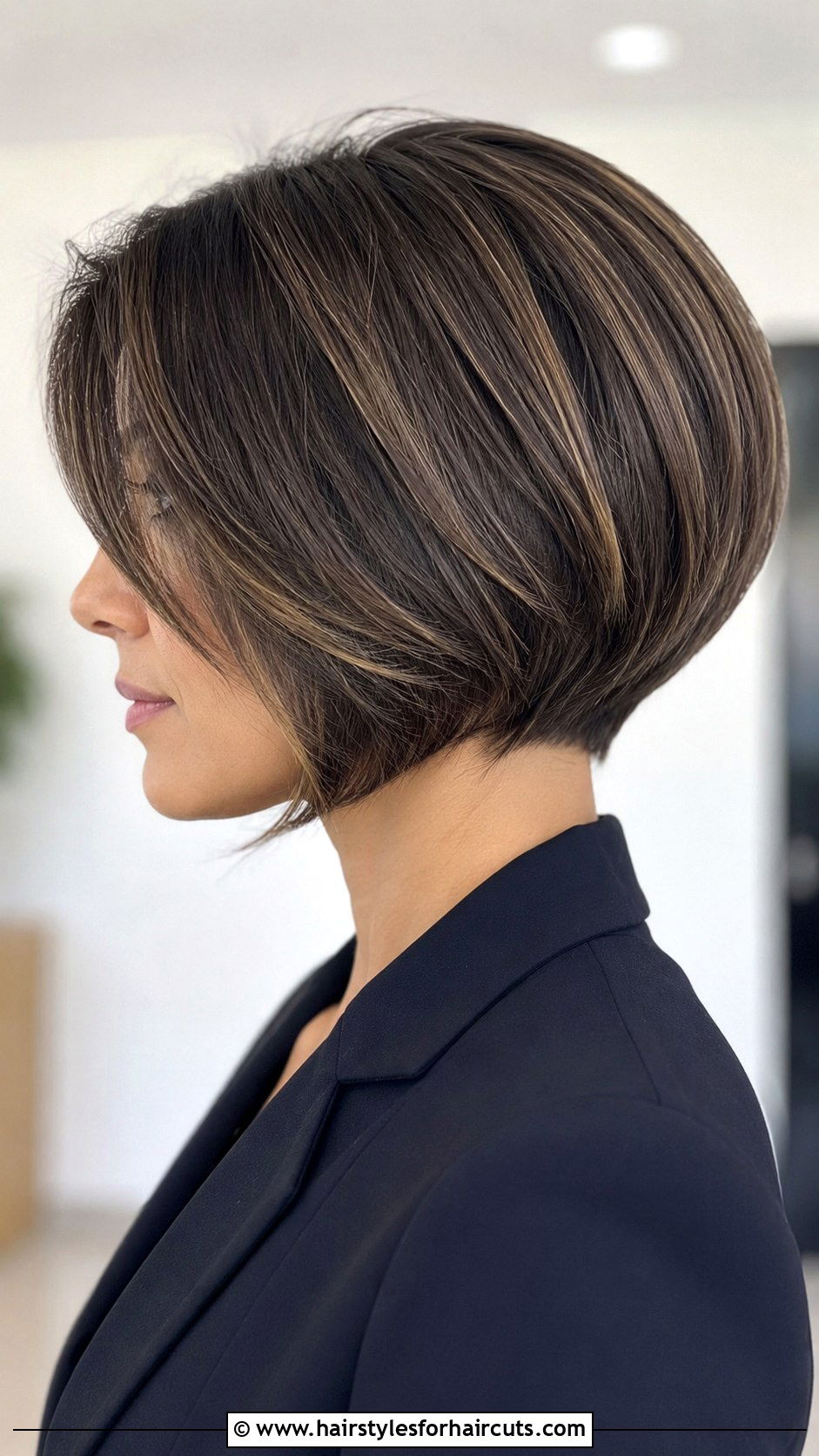 Graduated Bob Haircut - 25 hairstyles for over 50s - 25 hairstyles for over 50s