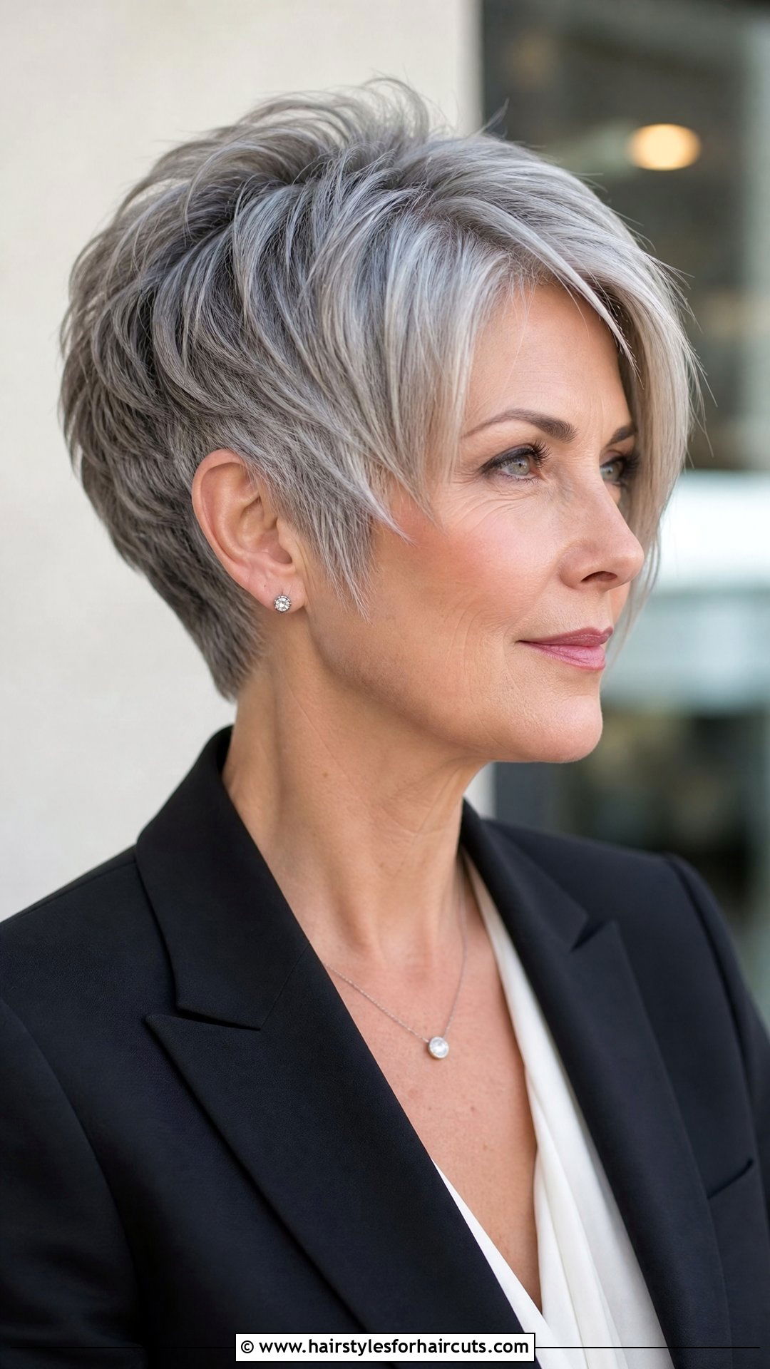 Graduated Pixie For Gray Hair - 25 pixie haircuts for gray hair - 25 pixie haircuts for gray hair