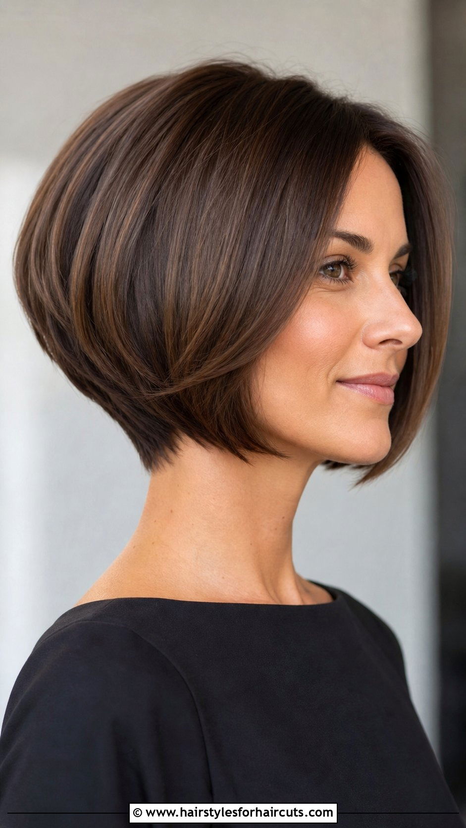 Graduated Rounded Bob - 25 rounded bob haircuts for fine hair - 25 rounded bob haircuts for fine hair