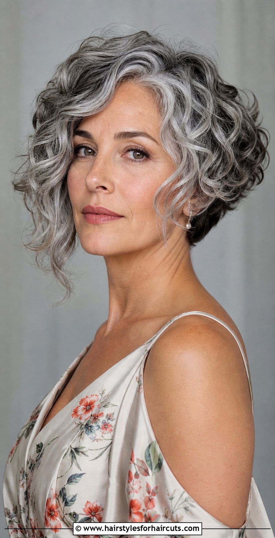 Gray Curly Inverted Bob - 25 curly gray hairstyles - 25 curly gray hairstyles