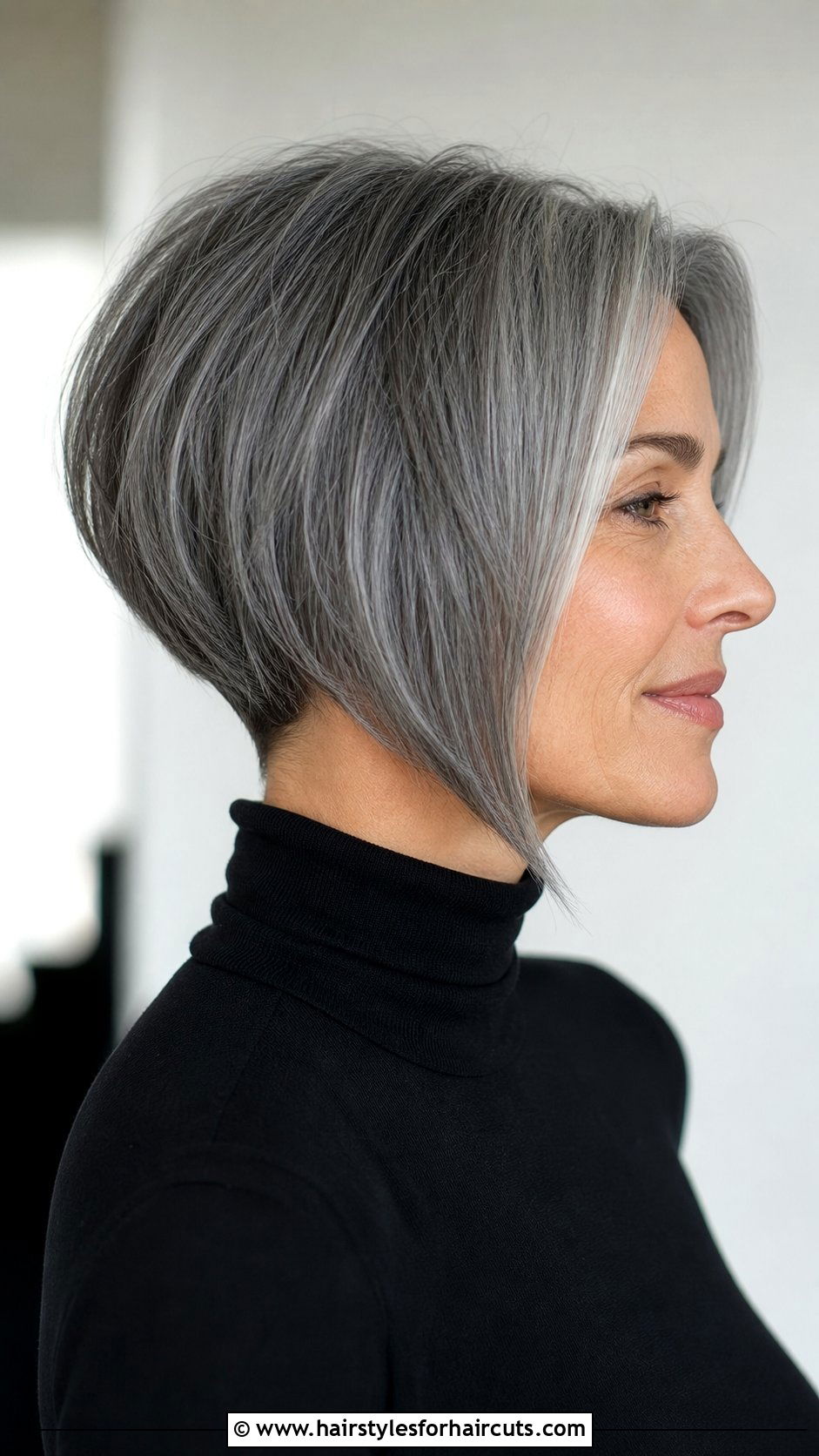 Gray Inverted Bob - 25 gray hairstyles for women over 60 - 25 gray hairstyles for women over 60