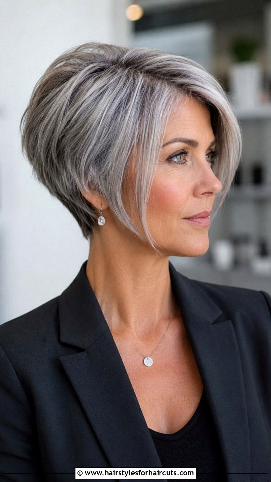 Gray Pixie Bob - 25 gray color hairstyles - 25 gray color hairstyles