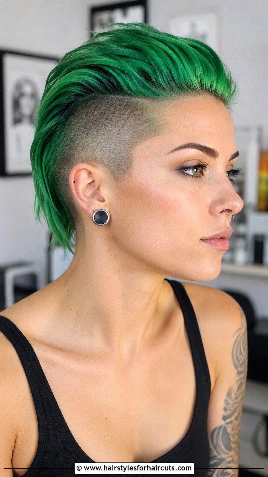 Green Undercut With Long Top - 25 green hairstyles - 25 green hairstyles
