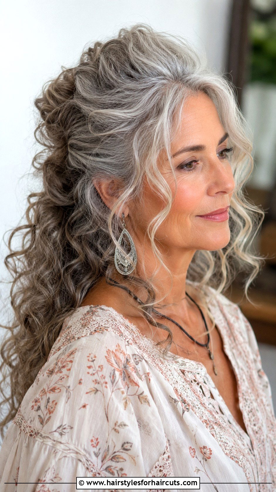 Grey Curly Bixie Cut - 25 grey curly hairstyles - 25 grey curly hairstyles